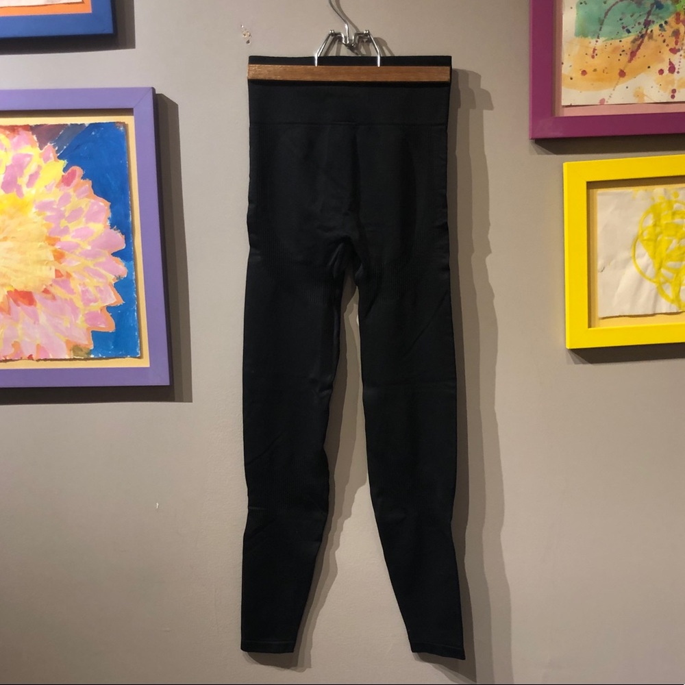 NWT PINK Activewear Leggings Black XS